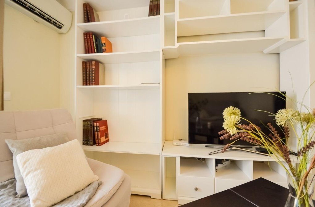 Resale - Studio - Torrevieja - Playa de los locos