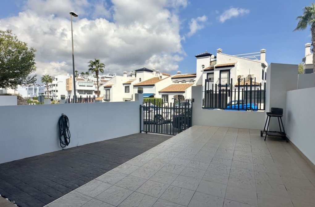 Reventa - Apartamento - Orihuela Costa - Villamartín