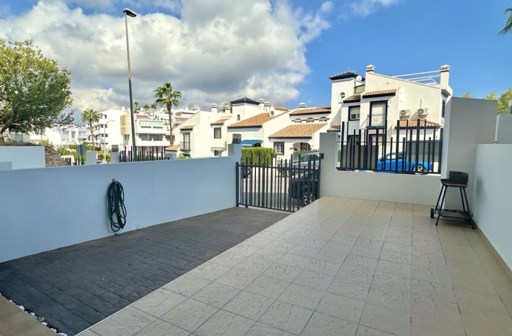 Reventa - Apartamento - Orihuela Costa - Villamartín