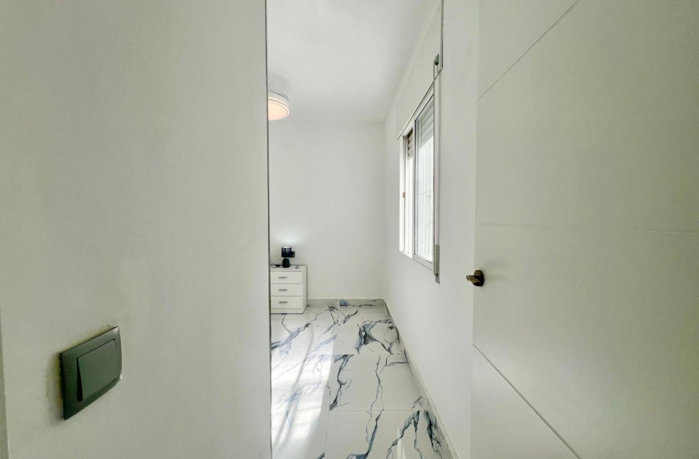 Rynek wtórny - Pół - Torrevieja - El chaparral