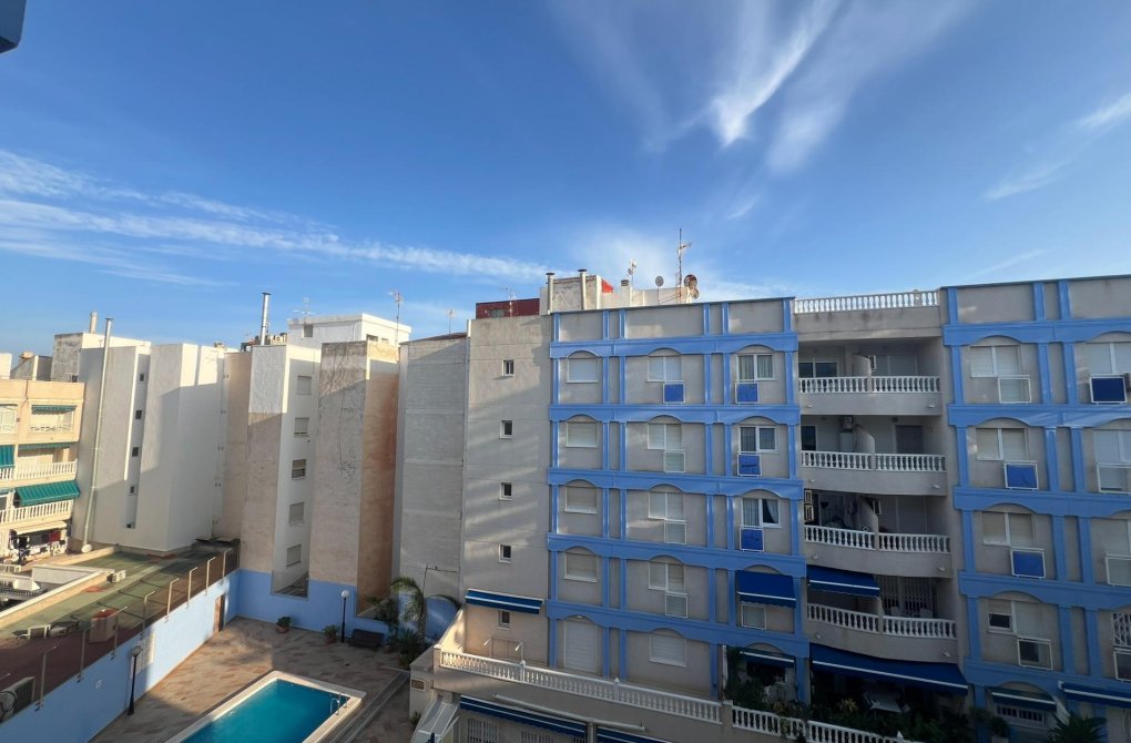 Вторичное жилье - Квартира - Torrevieja - Playa de los locos