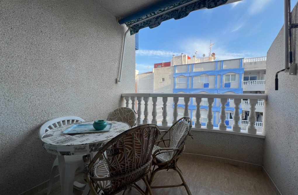 Вторичное жилье - Квартира - Torrevieja - Playa de los locos