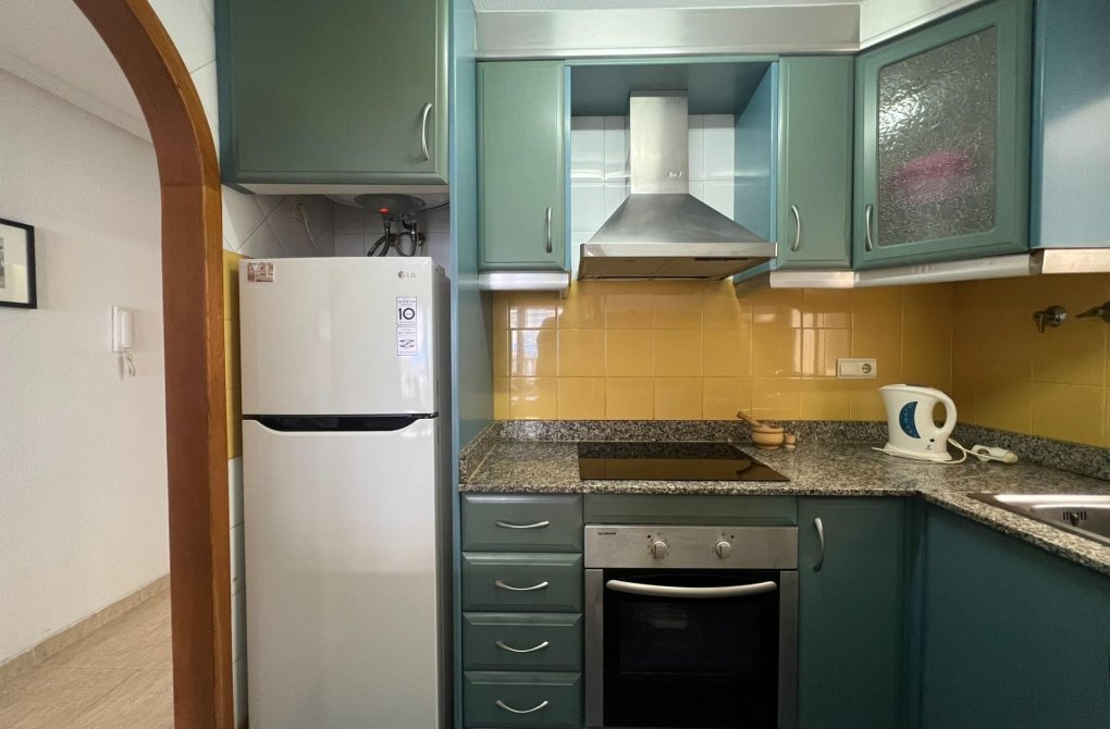 Вторичное жилье - Квартира - Torrevieja - Playa de los locos