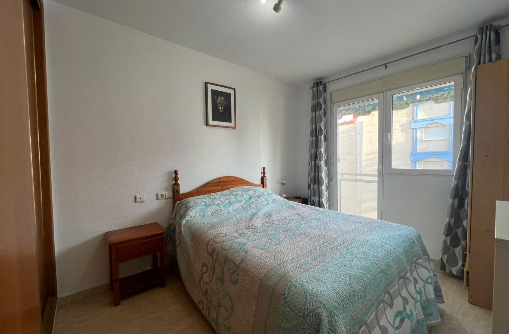 Вторичное жилье - Квартира - Torrevieja - Playa de los locos