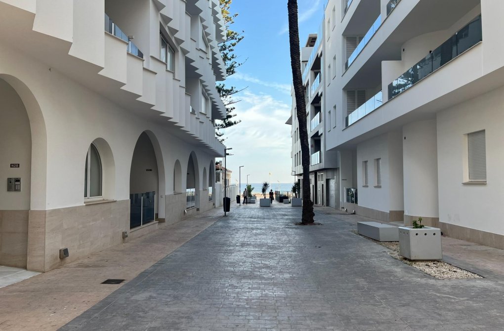 Вторичное жилье - Квартира - Torrevieja - Playa de los locos