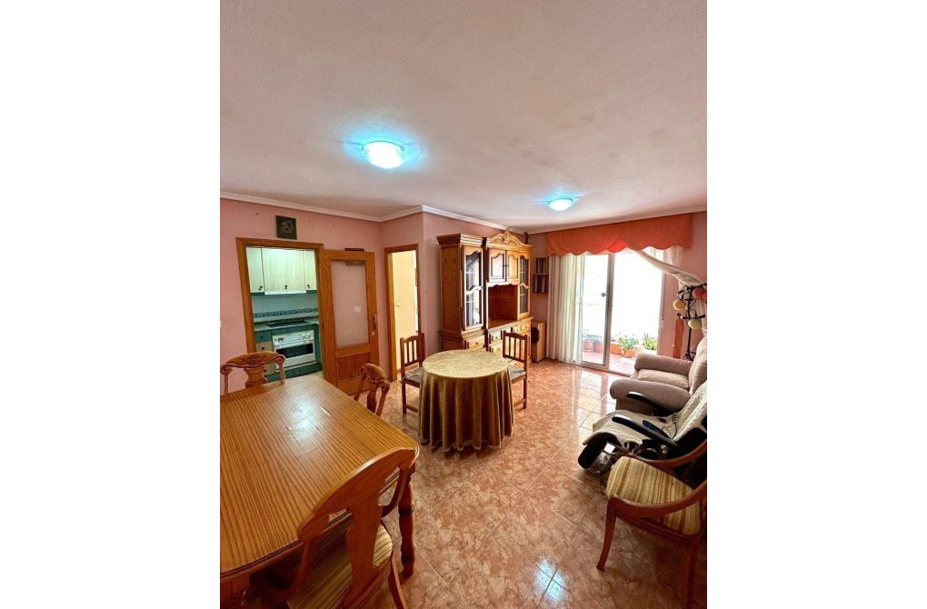 Вторичное жилье - Квартира - Torrevieja - Playa del cura