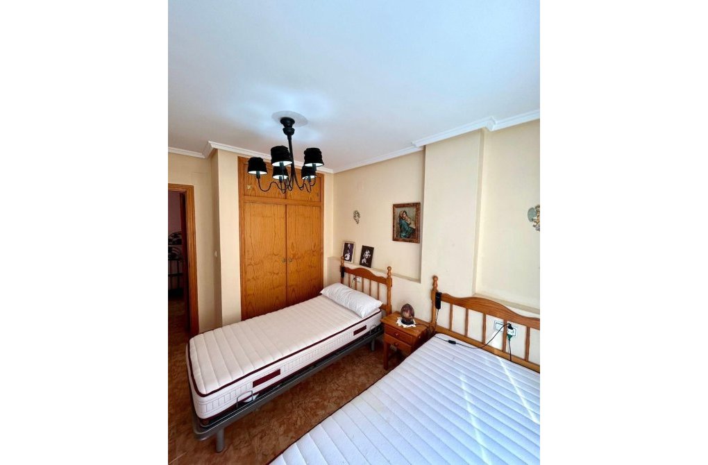 Вторичное жилье - Квартира - Torrevieja - Playa del cura