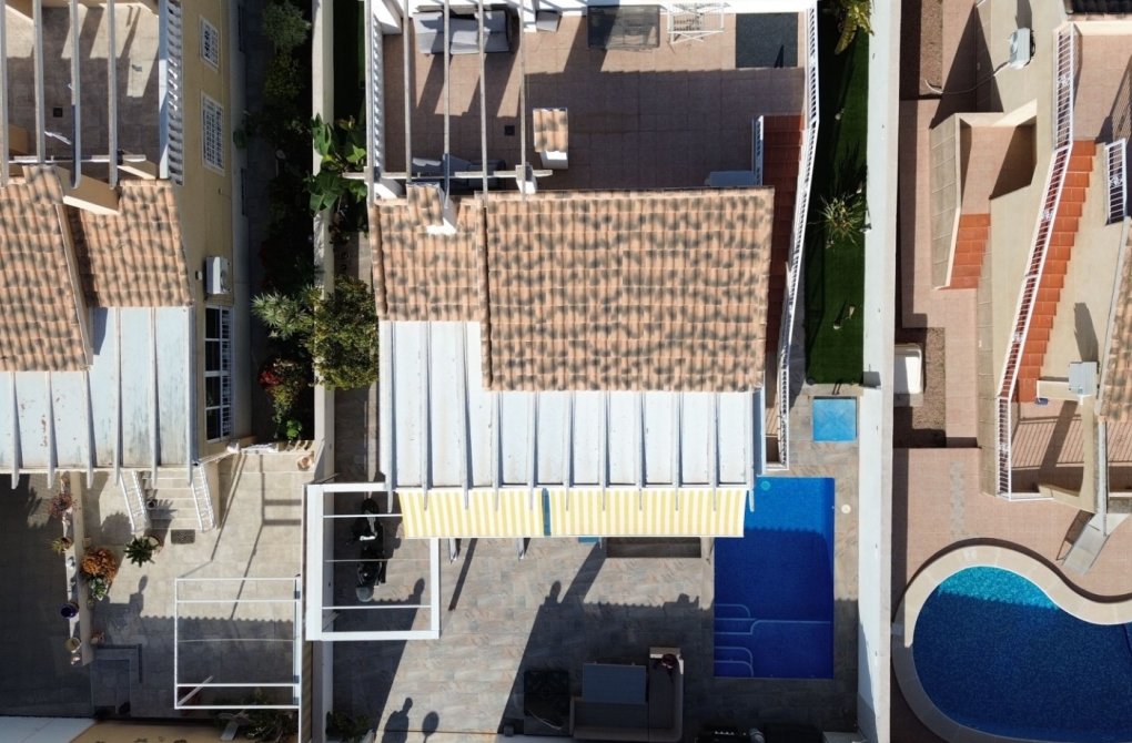 Reventa - Villa independiente - Orihuela Costa - Los Altos