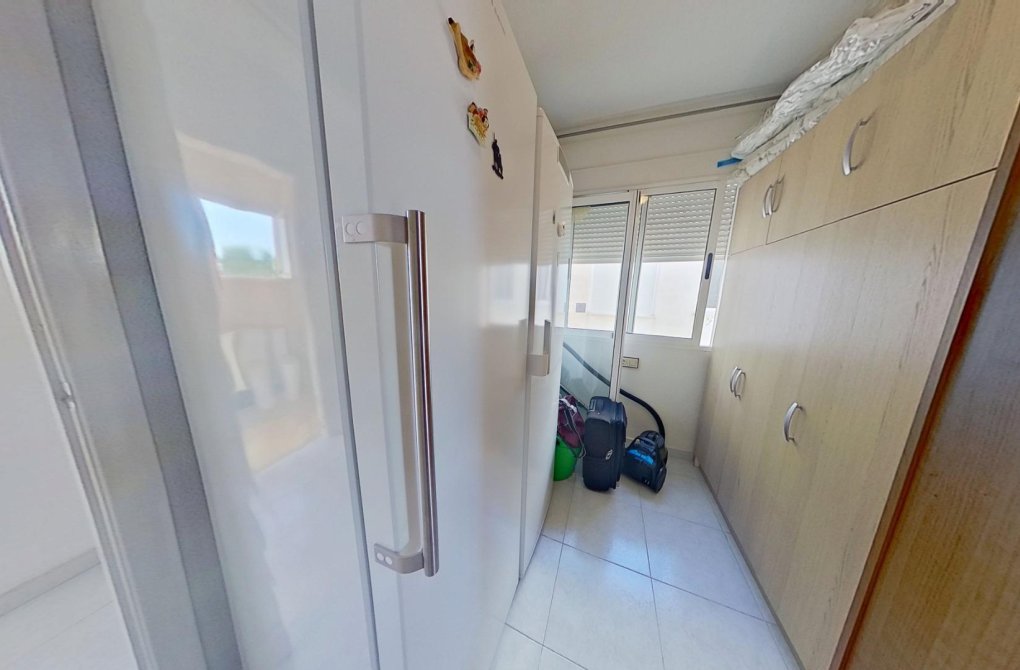 Resale - Bungalow - Orihuela Costa - Los Almendros-La Florida