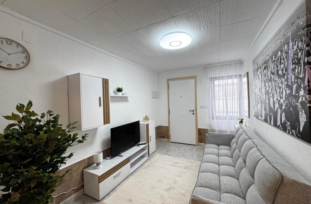 Resale - Bungalow - Torrevieja - El limonar