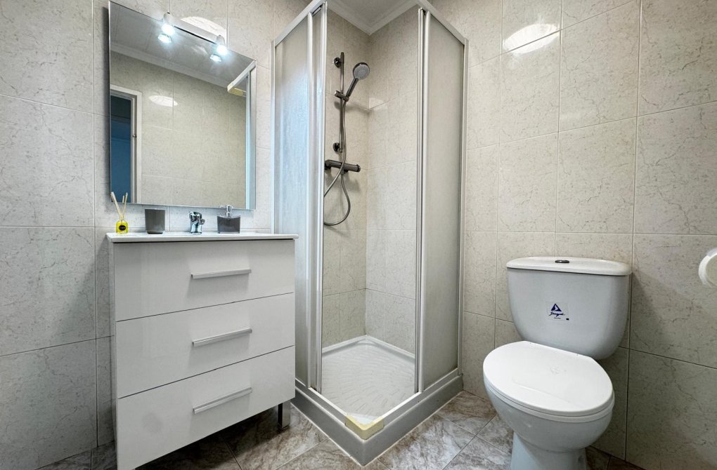 Resale - Bungalow - Torrevieja - El limonar