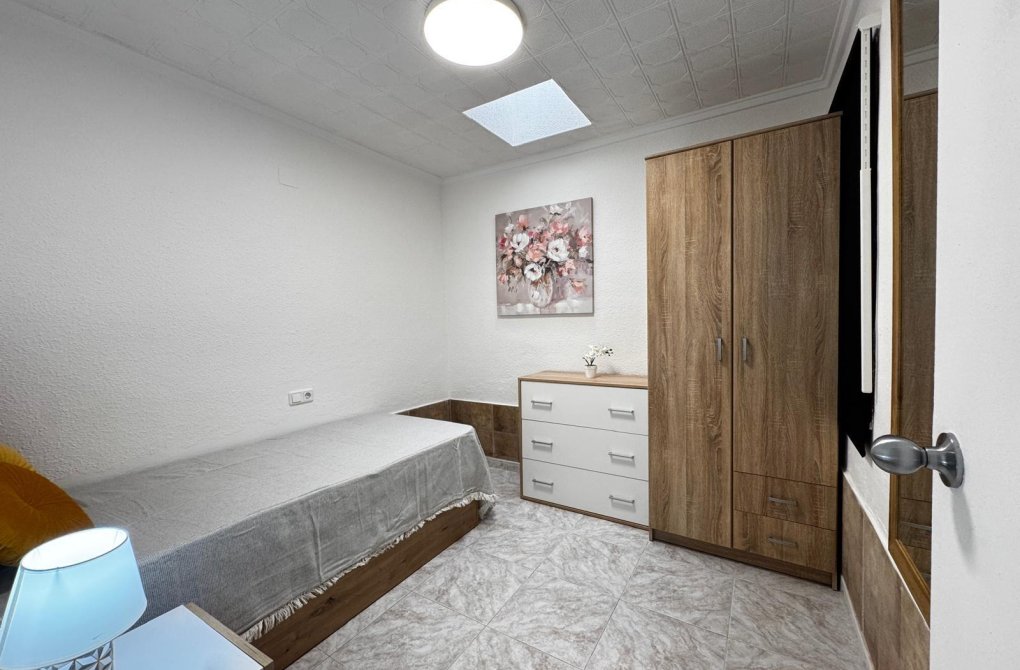 Resale - Bungalow - Torrevieja - El limonar