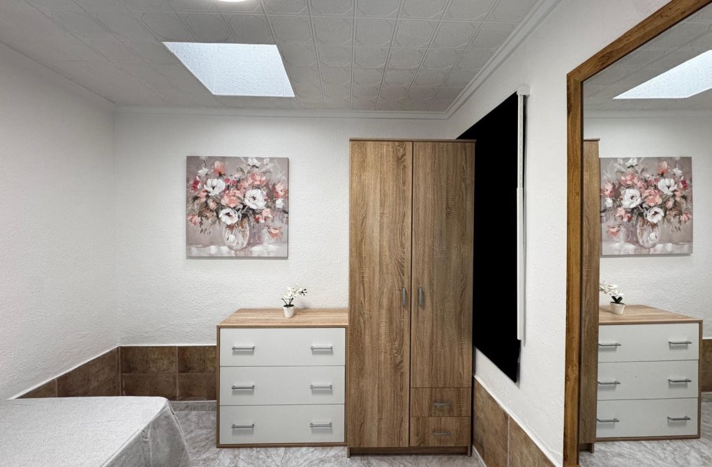 Resale - Bungalow - Torrevieja - El limonar