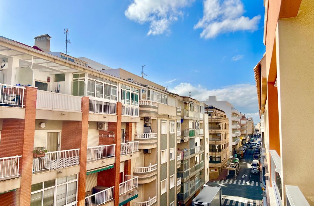 Вторичное жилье - Квартира - Torrevieja - Playa del cura
