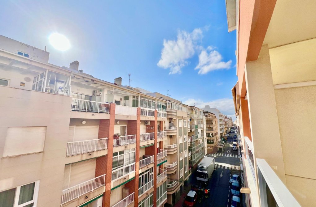 Вторичное жилье - Квартира - Torrevieja - Playa del cura