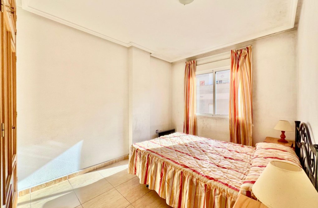 Вторичное жилье - Квартира - Torrevieja - Playa del cura