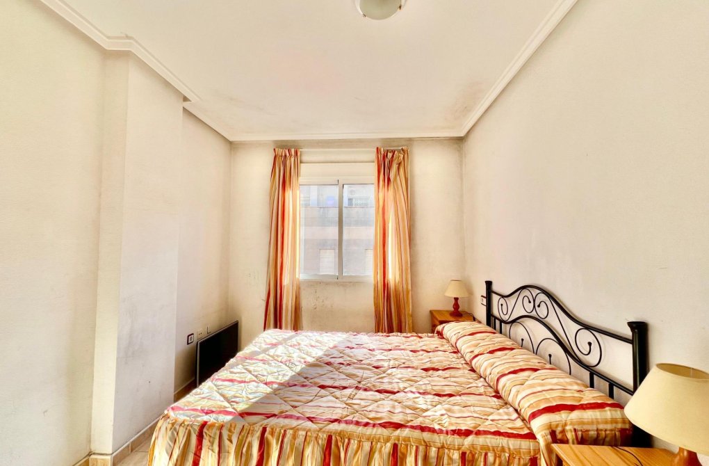 Вторичное жилье - Квартира - Torrevieja - Playa del cura