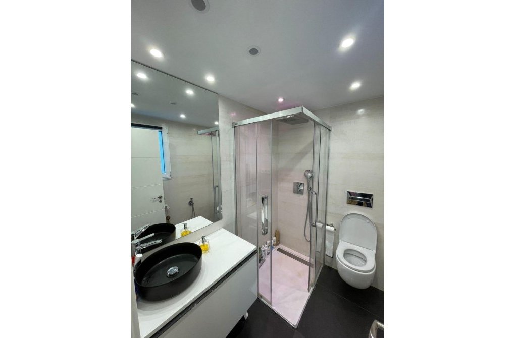 Resale - Penthouse - Oviedo