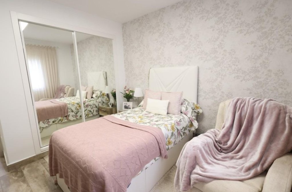 Resale - Villa - San Miguel de Salinas - Las filipinas