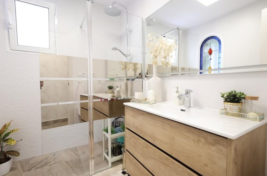 Resale - Villa - San Miguel de Salinas - Las filipinas