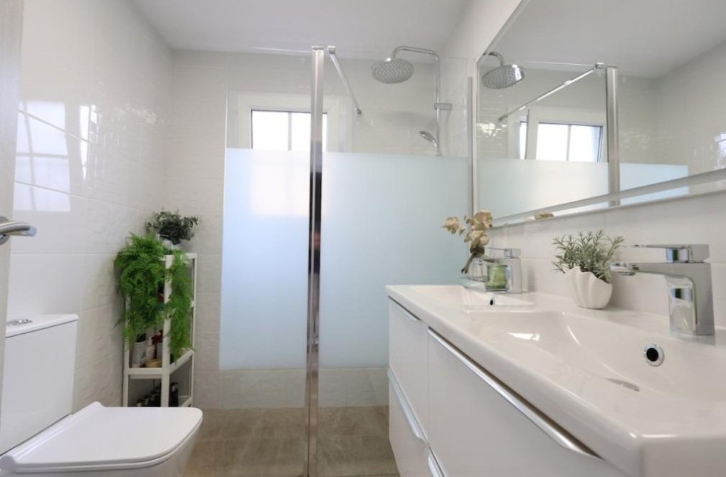 Resale - Villa - San Miguel de Salinas - Las filipinas