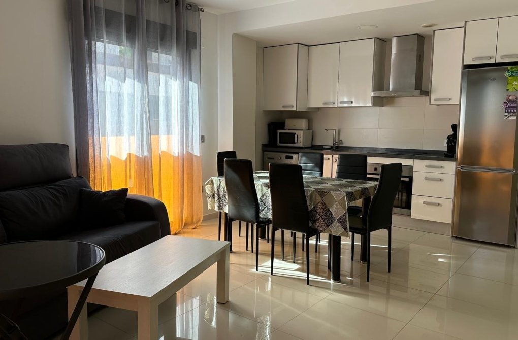 Вторичное жилье - Квартира - Torrevieja - Habaneras