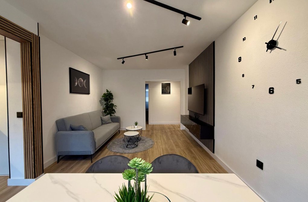 Rynek wtórny - Apartament - Torrevieja - Playa del cura