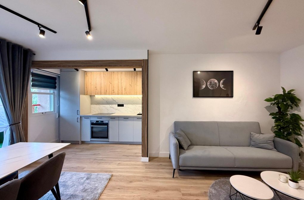 Rynek wtórny - Apartament - Torrevieja - Playa del cura