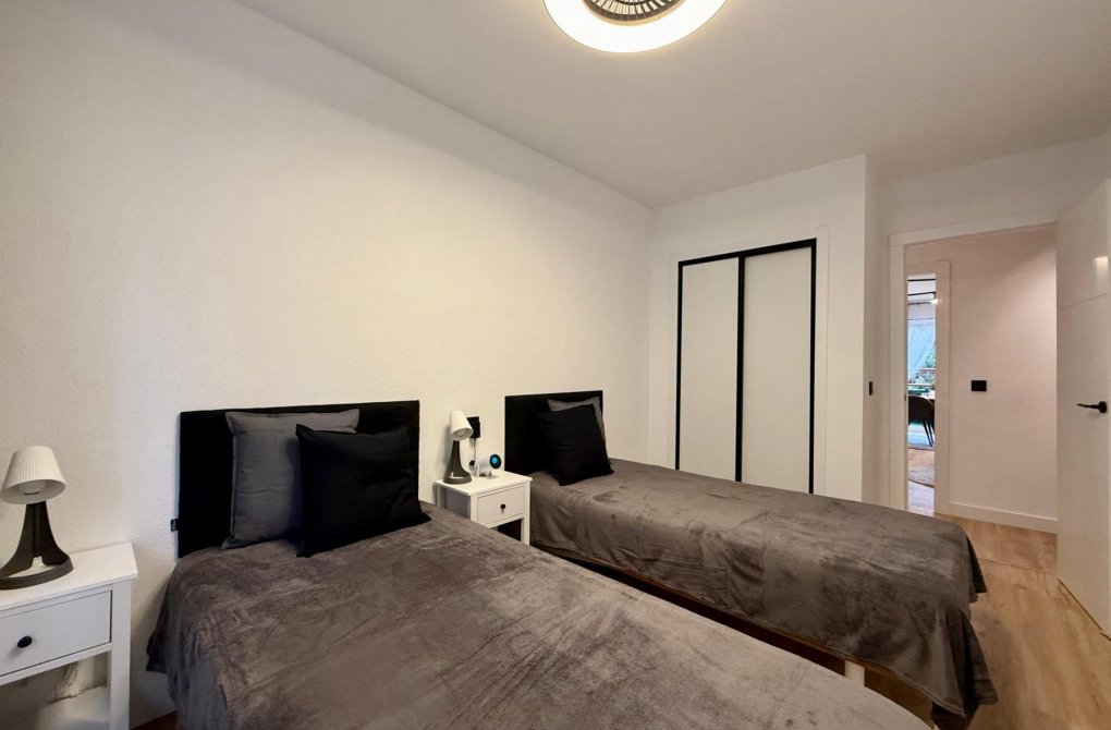 Rynek wtórny - Apartament - Torrevieja - Playa del cura