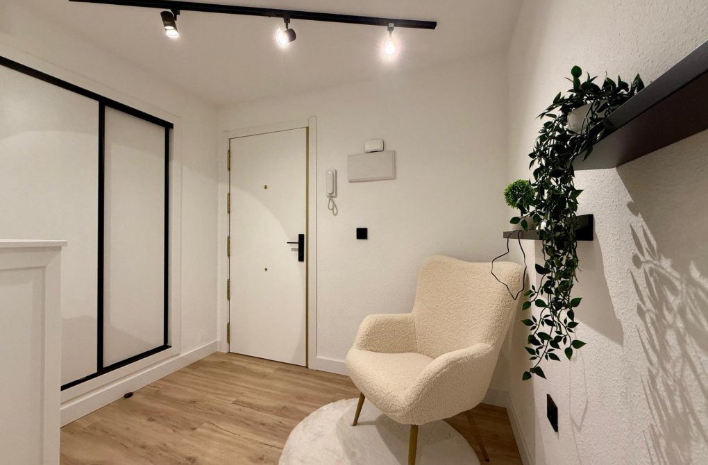 Rynek wtórny - Apartament - Torrevieja - Playa del cura