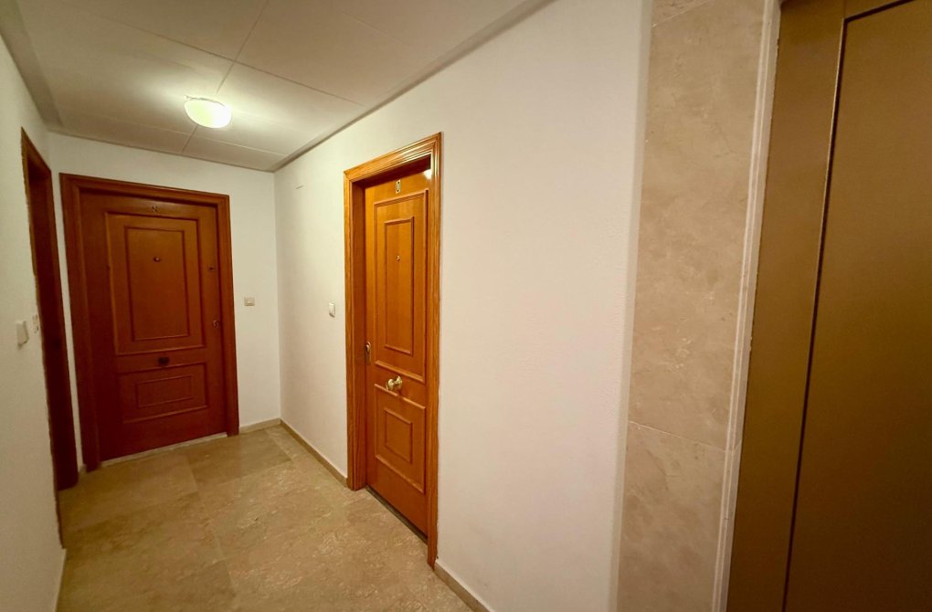 Rynek wtórny - Apartament - Torrevieja - Playa del cura