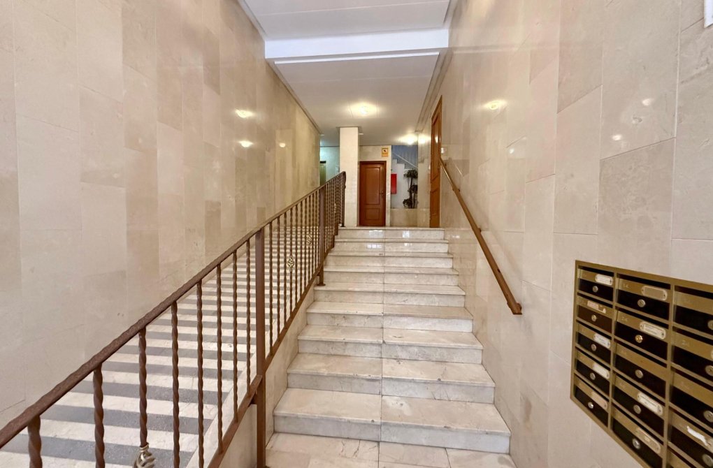 Rynek wtórny - Apartament - Torrevieja - Playa del cura