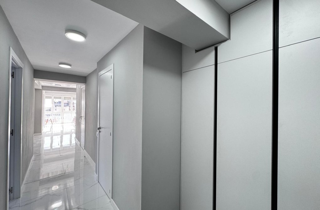 Reventa - Apartamento - Torrevieja - Centro