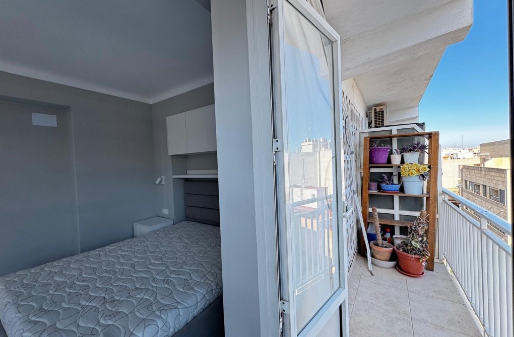 Reventa - Apartamento - Torrevieja - Centro