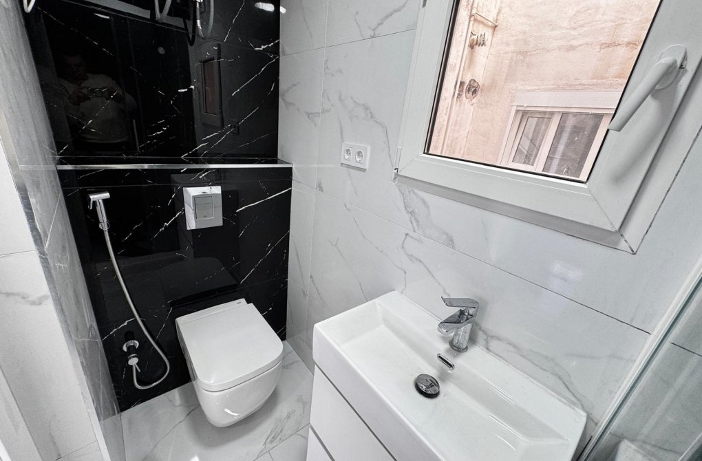 Reventa - Apartamento - Torrevieja - Centro