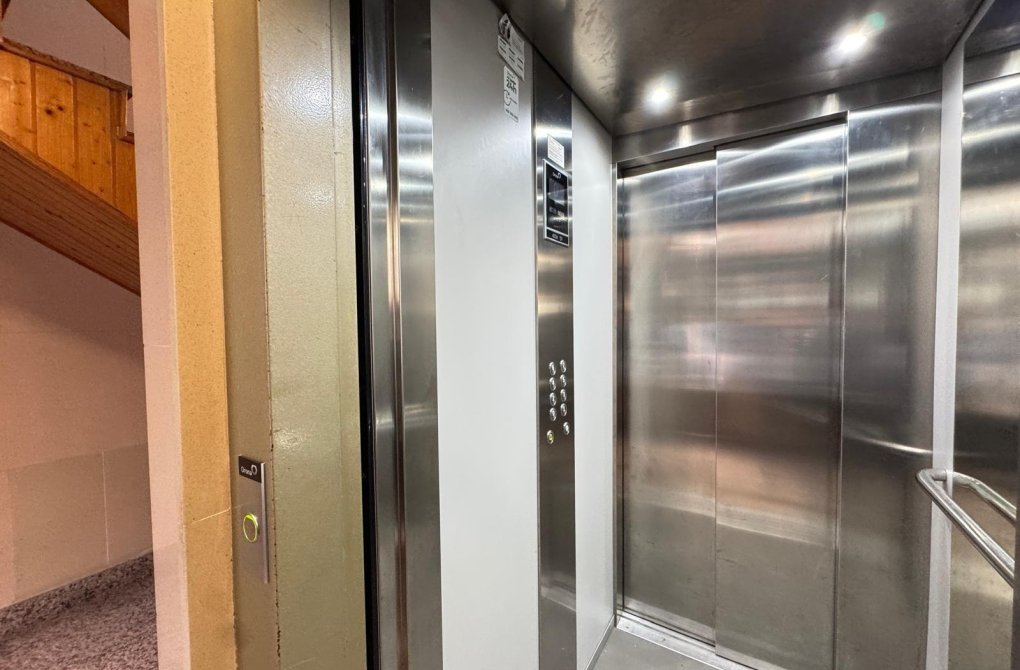 Reventa - Apartamento - Torrevieja - Centro