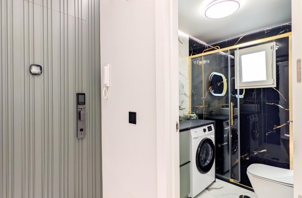 Reventa - Apartamento - Torrevieja