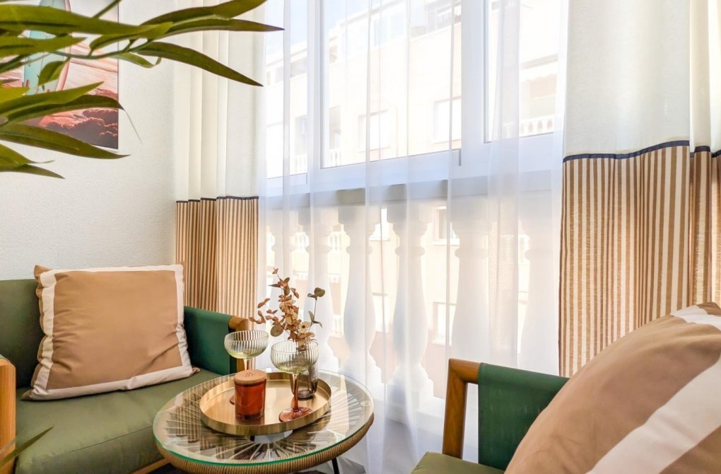 Reventa - Apartamento - Torrevieja