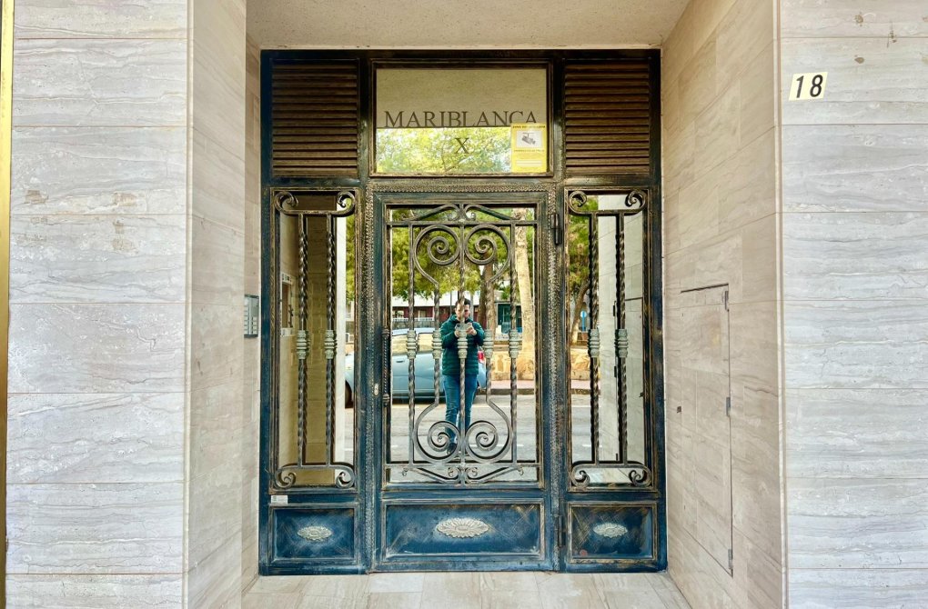 Rynek wtórny - Apartament - Torrevieja - Playa del cura