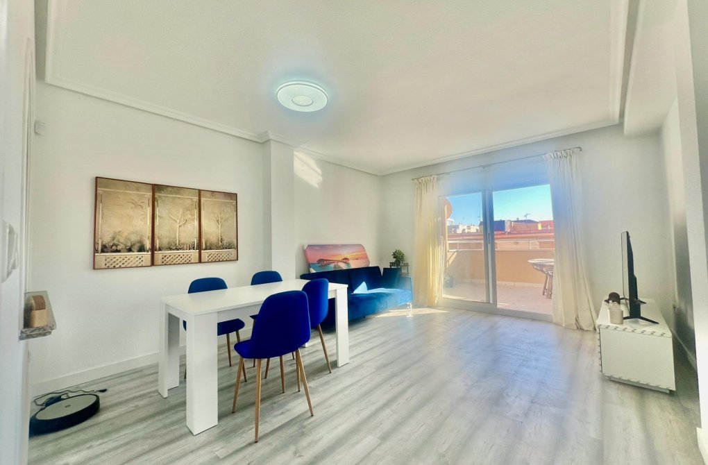 Rynek wtórny - Apartament - Torrevieja - Playa del cura