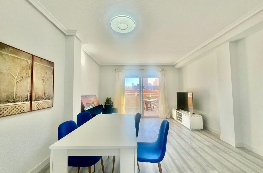 Rynek wtórny - Apartament - Torrevieja - Playa del cura