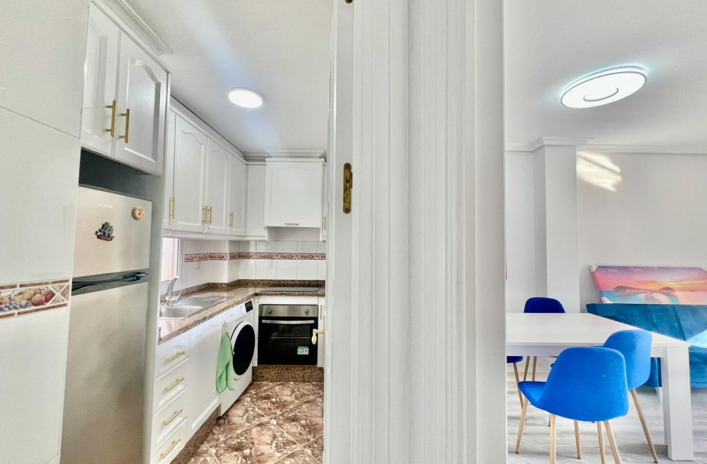 Rynek wtórny - Apartament - Torrevieja - Playa del cura