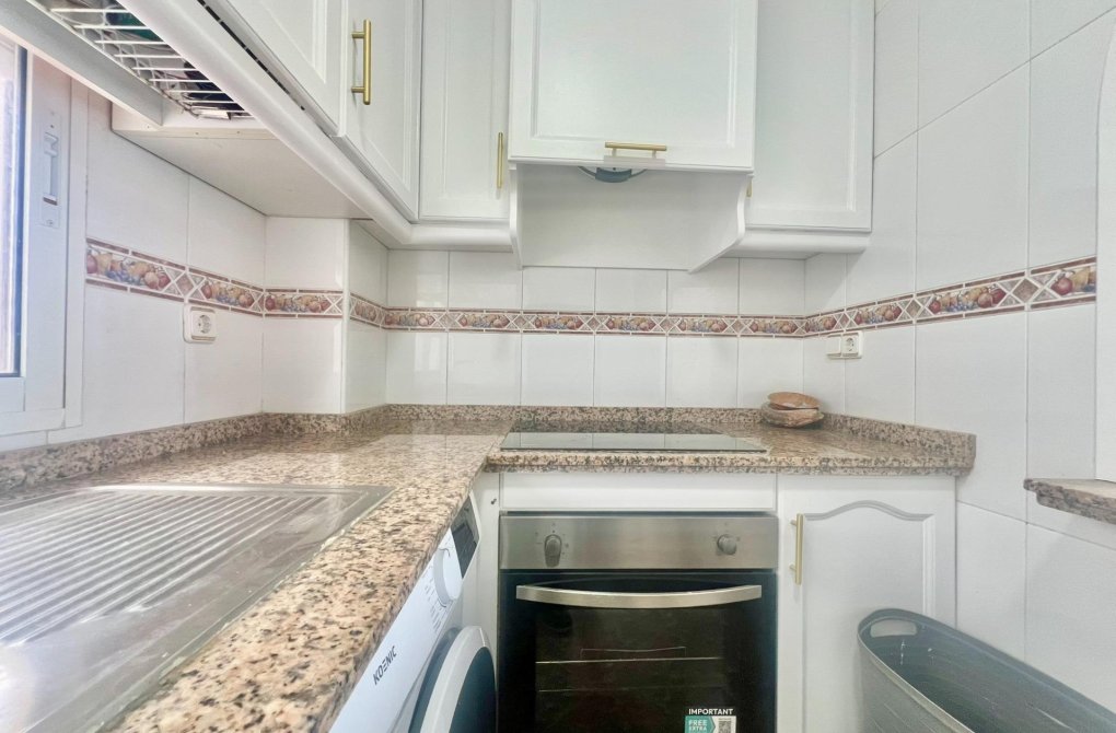 Rynek wtórny - Apartament - Torrevieja - Playa del cura