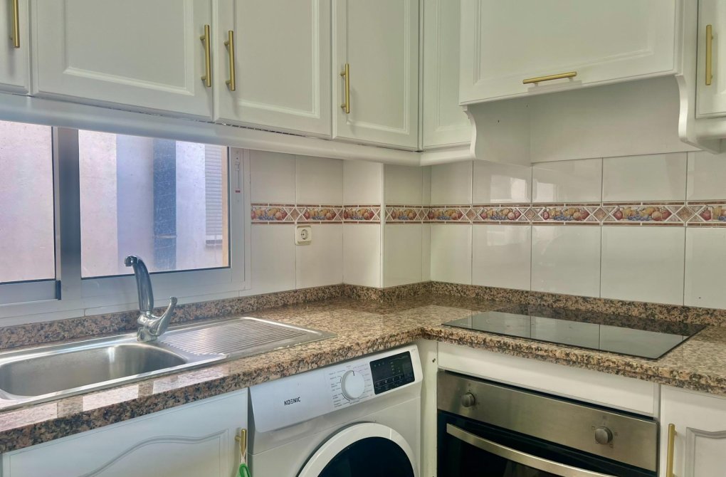 Rynek wtórny - Apartament - Torrevieja - Playa del cura