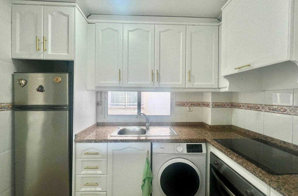 Rynek wtórny - Apartament - Torrevieja - Playa del cura
