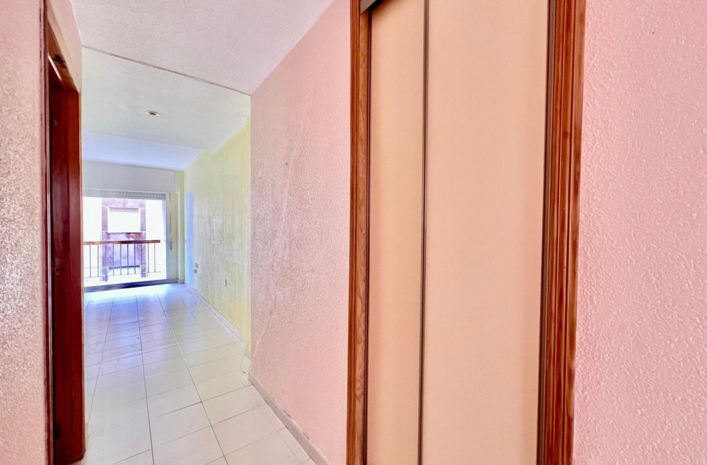 Reventa - Apartamento - Torrevieja - Playa del cura