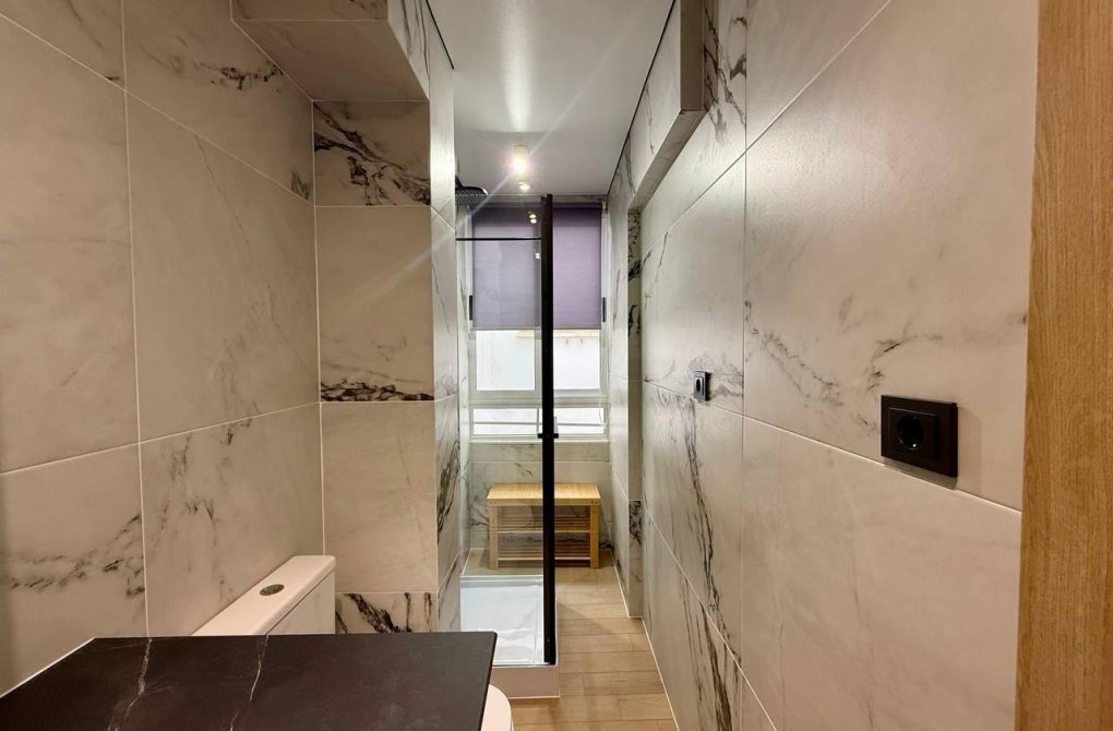 Reventa - Apartamento - Torrevieja - Playa de los locos