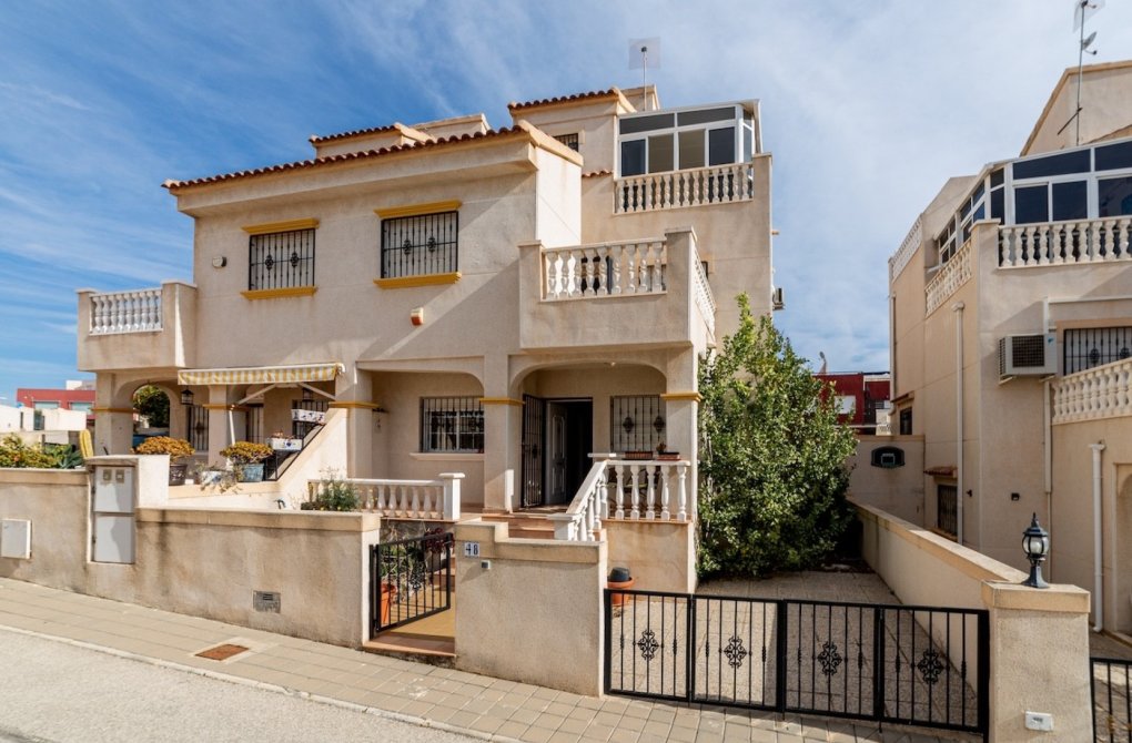 Reventa - Casa adosada - Orihuela Costa - Villamartin