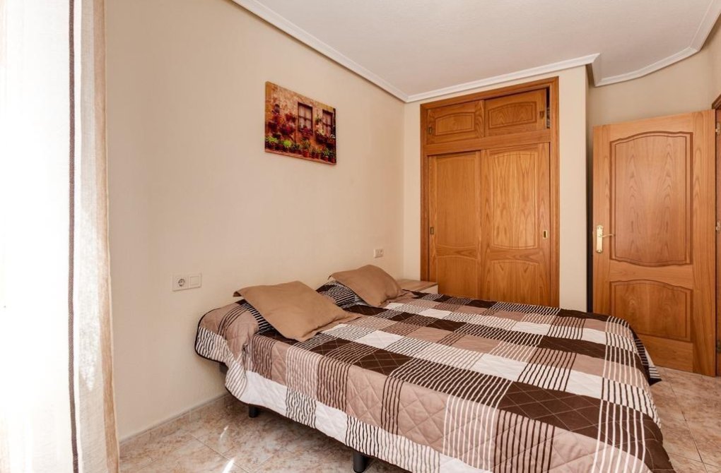 Resale - Apartment - Torrevieja - Centro