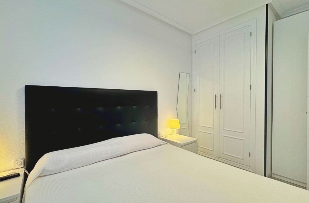 Rynek wtórny - Apartament - Torrevieja - La Mata